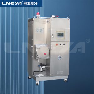 高低温循环一体机的清洁和维护工作