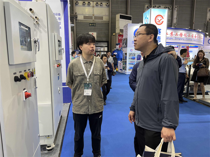 6月19-21日相聚上海 CPHI China【冠亚制冷】W4P06展位-冠亚恒温