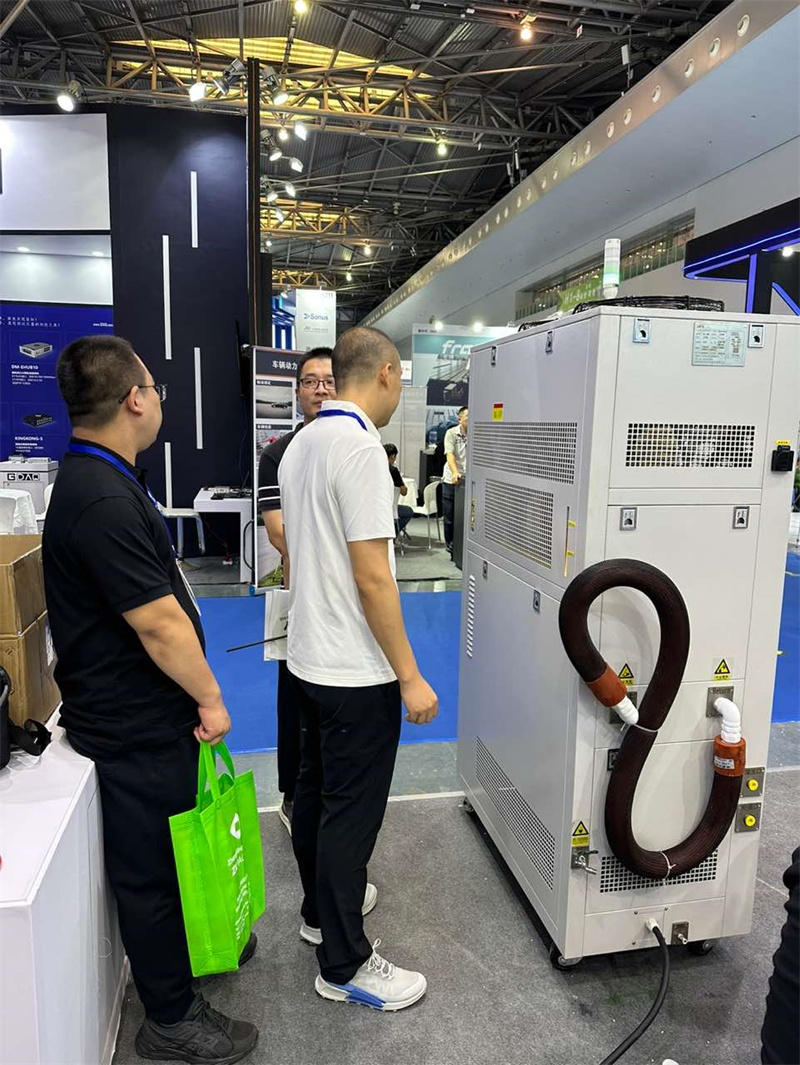 8月9日-11日，相约Testing Expo China上海世博展览馆【2010】展位-冠亚恒温